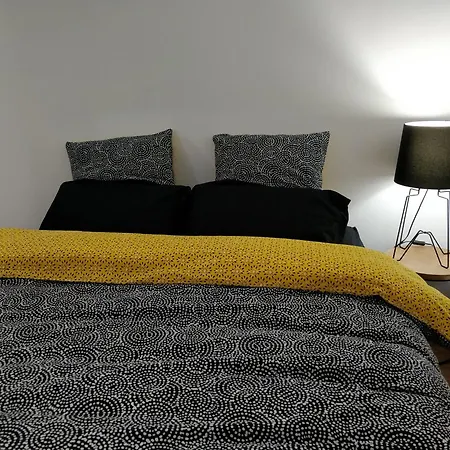 Near Train Station, Center Appartamento