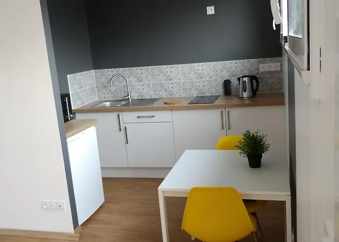 Near Train Station, Center *